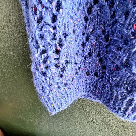 Blue Speckled Women's Crew Neck Sweater Handmade Soft Wool - Picture 4 of 16